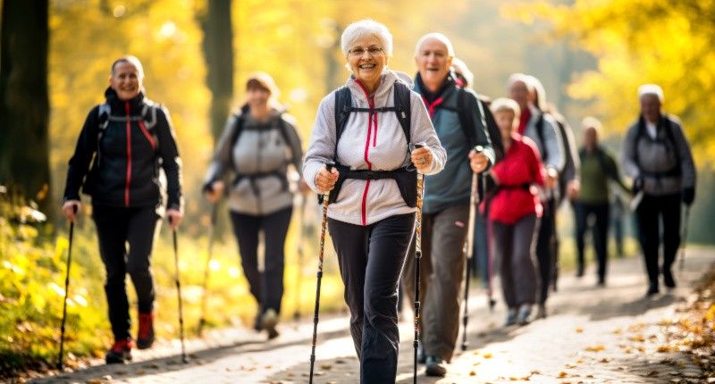 Aktywność fizyczna seniorów: najlepsze zajęcia i ćwiczenia dla osób starszych