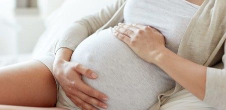 Obrzęki i opuchlizna w ciąży - skąd się biorą i jak je zwalczyć?